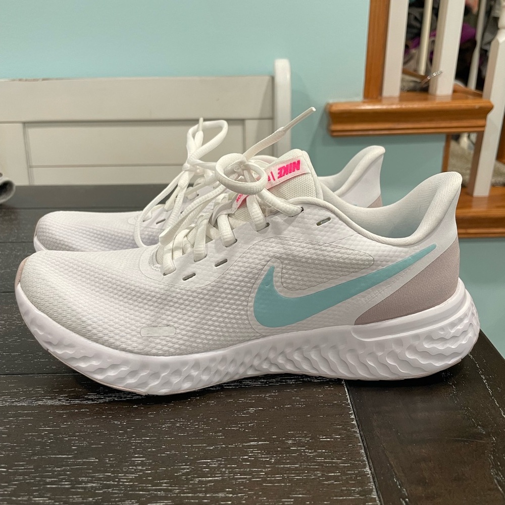 Women’s Nike Revolution Shoe